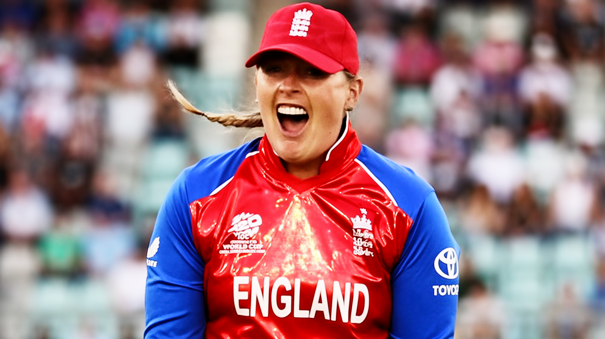 江南体育入口 - 女子T20世界杯：英格兰如何靠努力与闪亮外套提升防守 - 江南体育
